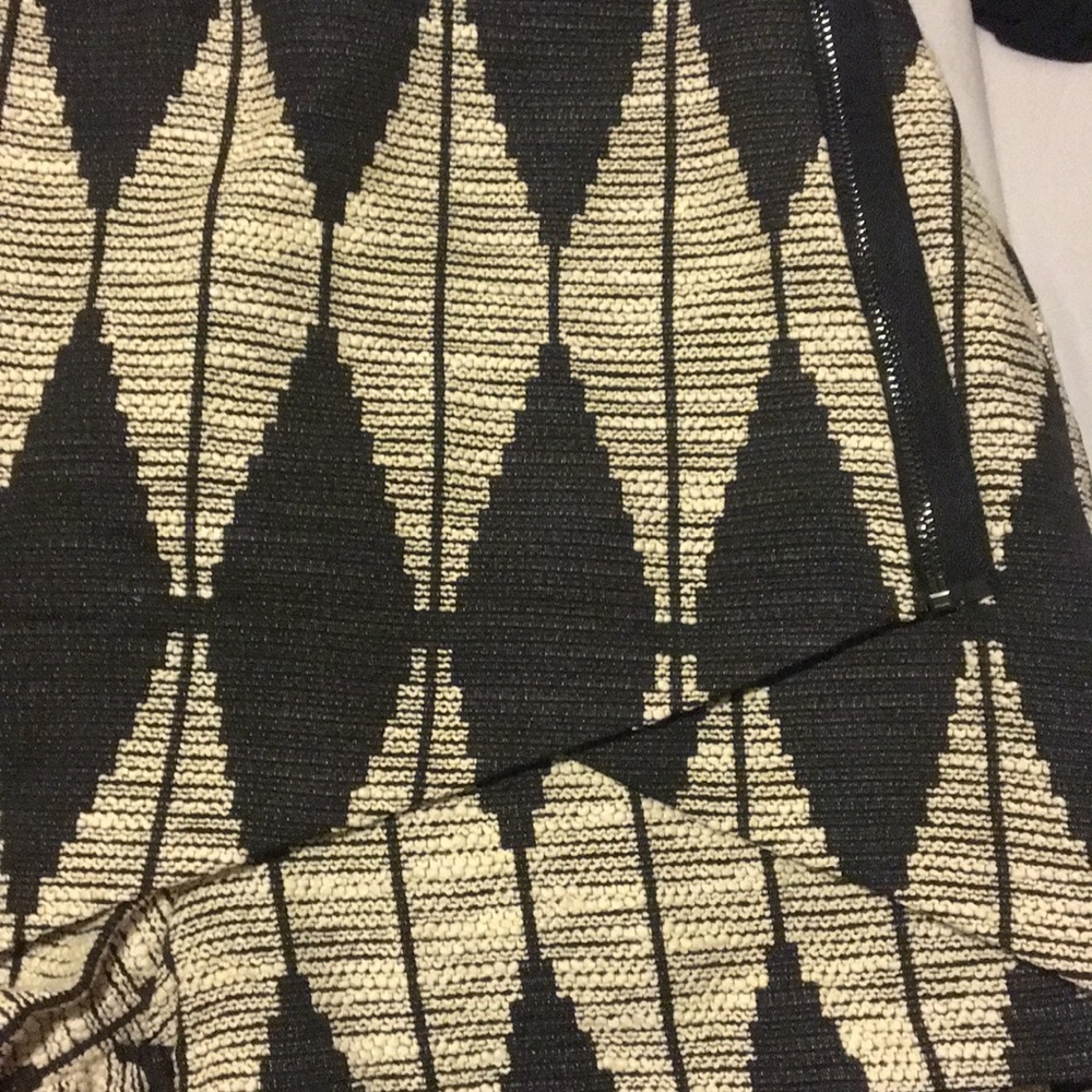 Patterned shorts - Picture 2 of 3
